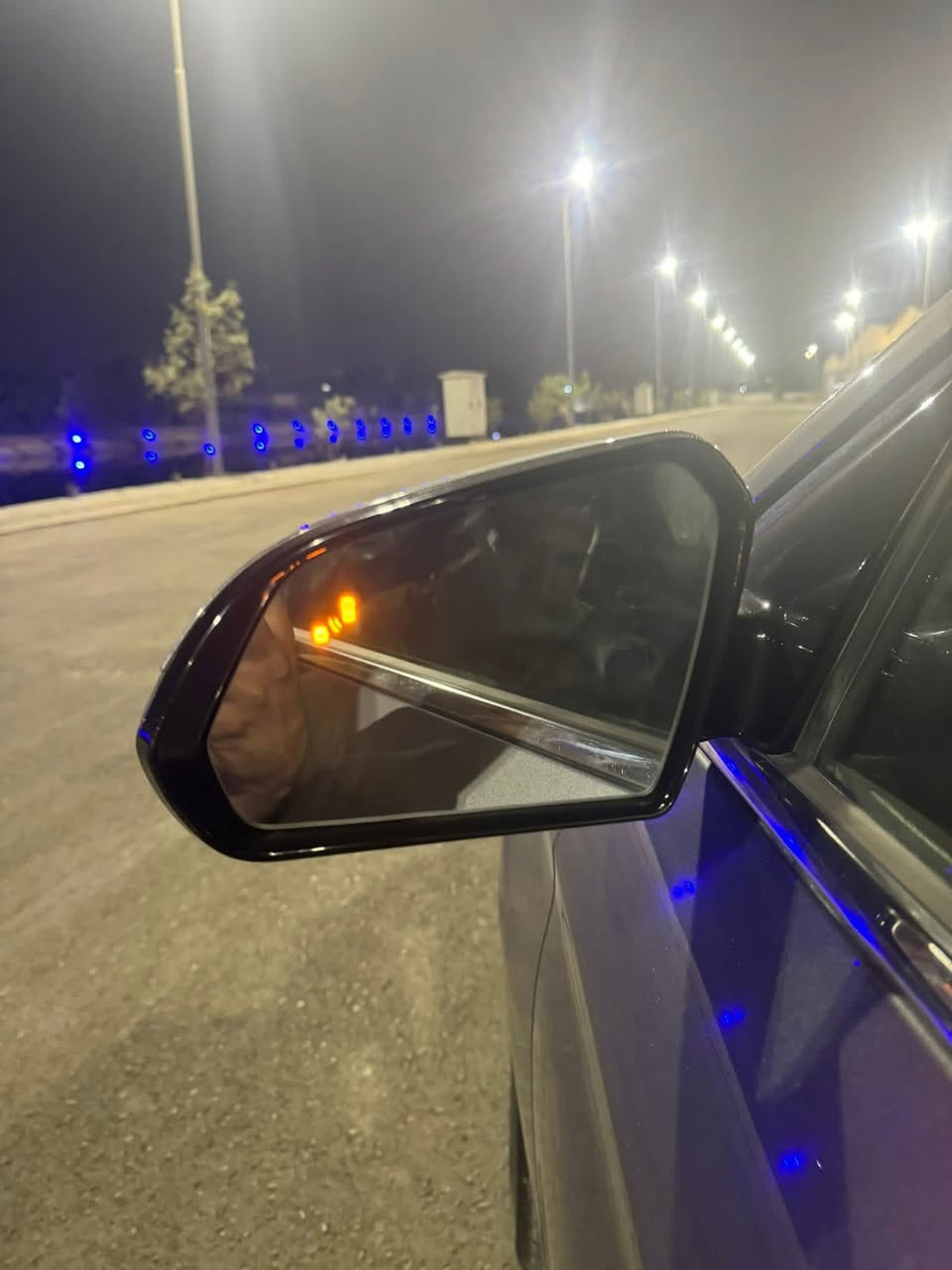 سوناتا 2018
1/1 ليمتد سبورت

ماشیه93 حقيقي شرط

المواصفات
فتحه
اشاير بالمري
شفتات ستيرن
سماعات انفنتي
تحديد مسار
داخل صاجي 
بصمه + بصمه ابواب 
كشنات جلد سبورت 
ستیرین حرف D رياضي
 3 أنظمه قيادة تتغير بلشاشه 
تدفئه كشنات 
ليد امامي بلاد عالي ناصي + منظومة زنون
رادار جانبي رادار امامي مانع اصطدام 
نظيفه جداً وجديده ومتحتاج اي مصرف 
محرك كير صدر تبريد تخم تتاير 25  كله جدید حادثه ناشر صورته بسيط جداً بدون ايرباك فقط هذه بدون اي حادث بلعراق
كيج الوانه احمر سبورت + دوسات سبورت

السياره تجي دفيوزر خلفي بلادي
دبل كزوز رياضي
لحيه امامي بلادي
سكوبات جوانب بلاد

رقم بغداد انكليزي الجديد تحويل ثاني يوم

العنوان بغداد البلديات
***********
