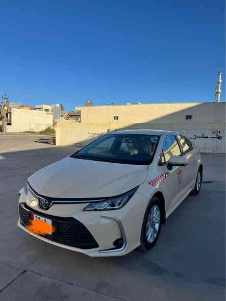 کرولا ٢٠٢٤ شەریکە جیهان 
مەکینە ١.٨ بنزین  
١٠ پارچە لەسەر ساغی کرایتە تەکسی بێ لێدران نوقتەی نیە 
١٥،٠٠٠ رۆشتیە 
رەقەم و لەزگە و هەزەو فەحس هەمووی نوێیە 
سعر ٢٠٦ وەرەقە و مجال 
*********** شقلاوة
