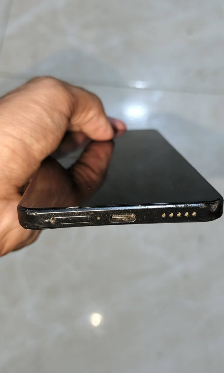 السلام عليكم مرخصت الادمن 
شباب poco x6 pro ذاكره 512 عشوائيه 24 
مبدل شاشه اصليه مال وكاله تدعم البصمه ولا كانما مبدل شاشه انطيك بيه ضمان الجهاز بدون ملحقات والنضافه موضحه بلصور للمراوس فقط بدون بيع بس مراوس مكاني شهداء العبيدي الثالثه.  (ما عندي توصيل)


**إذا كنت صاحب هذا الإعلان وتريد حذفه لأي سبب، رجاءا أرسل رسالة إلى الدعم الفني**