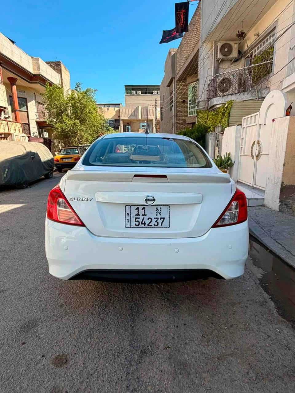 السلام عليكم نيسان سني 2021 هندي سياره كفاله عامه لا ضربه ولا صبغ ولا بارد عله وضع الشركه ماشيه 34 رقم بغداد بسمي مكانها بغداد الكرخ ***********
