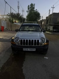جيب لبرتي ٢٠٠٧ محرك كير مكفول رقم بغداد مشروع وطني   السيارة عليها ادا...