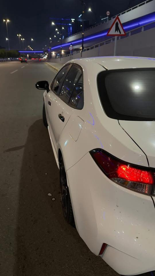 السلام عليكم  الميعرف بسعر ال S لايحجي  ولايكسر بلسعر.   كورلا هايبرد 2025 فئه S بلاك ادشن الفول
ماشية 12 الف كيلو مكفولة من كلشي ماعدا 

بلجنطة بيها بارد اقل الاصبعين 

رقم بغداد الجديد تحويل مباشر

مكان السيارة : بغداد الكاظمية

تواصل :‬ رقم التلفون

***********

***********

السعر  : 134$

سيارة بعدها بوضع شركة

كاعيات بعدها بالجيس 

مواصفات ال S معروفة

داخل اسود + محرك 1800 هايبرد HEV 

سياره كت كامل بلاك ادشن بلادي داخل مطعم بكاربون فايبر 

بصمة دخول بصمة ابواب بصمة تشغيل 

ويل كب اسود حجم 17 اسود  

شاشة جبيرة تدعم ابل كار بلي 

 سلايد روف ( فتحة سقف ) دشبول دجتل كامل سايد بريك بصمة اوتو هولد درايف مود  وضعيات قيادة ويل جبير حجم … وبعد اهواي مواصفات 

ااسيارة نضيفة كلش واتسعمال فقط للدوام
