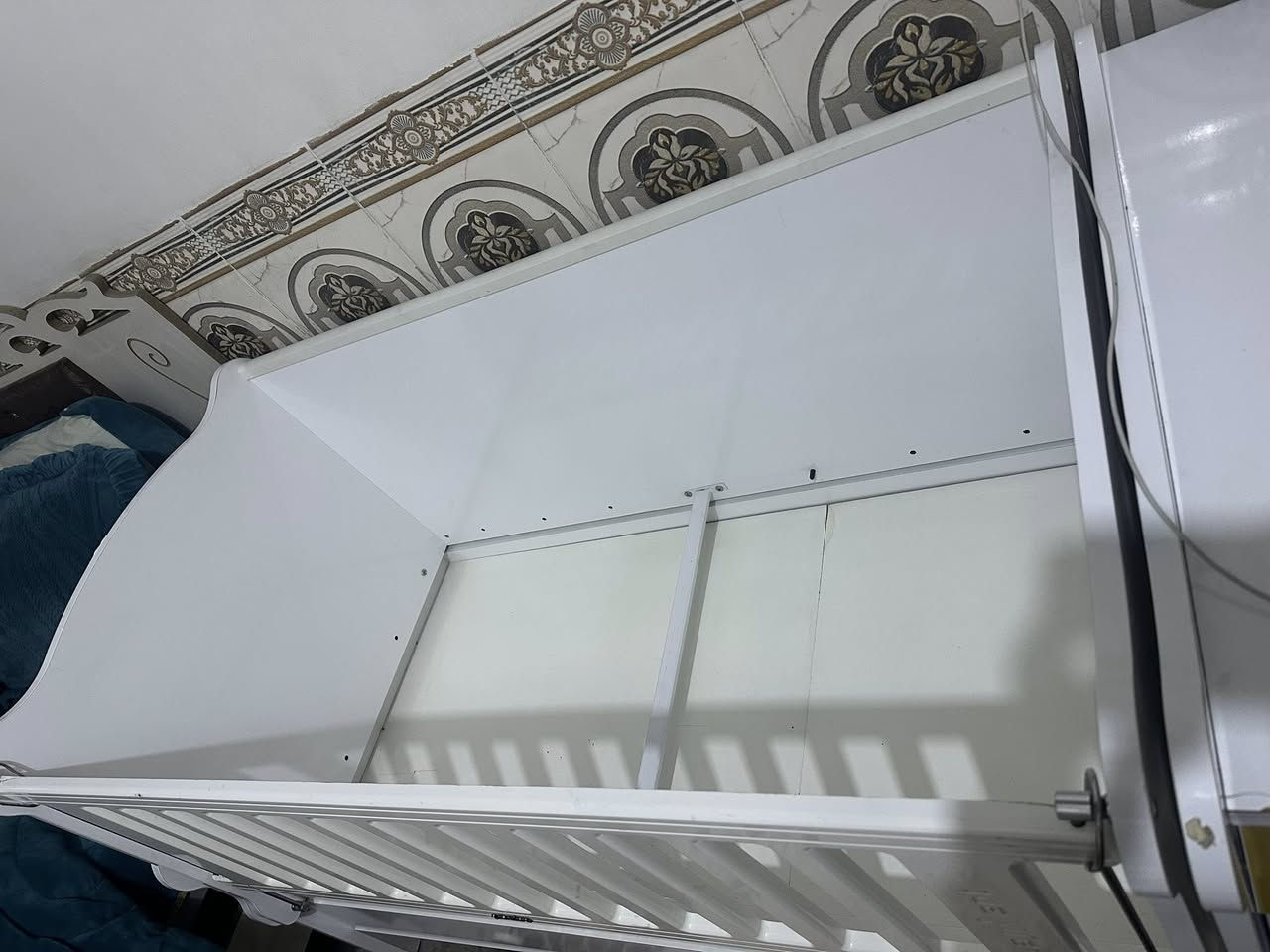 سرير طفل للبيع حجم چبير بيه شويه طخات مبينات بالصوره سرير ينوم الطفل لحد 6 سنوات بيه مجرات هواي وكبار وباب كومدي السعر 80 وبيه مجال


**إذا كنت صاحب هذا الإعلان وتريد حذفه لأي سبب، رجاءا أرسل رسالة إلى الدعم الفني**