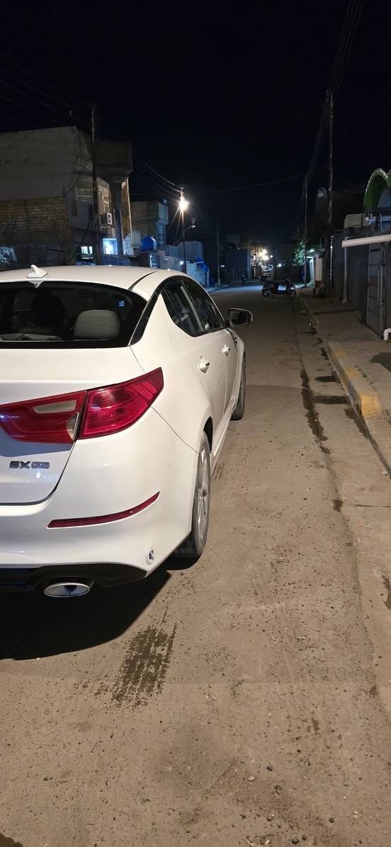 السلام عليكم اخوان كيا اوبتيما ٢٠١٥ بيها منضومة غاز
 التفاصيل
السعر 11500$
بصمة دخول ذكي انارة ترحيب 

محرك GDI 2400 EX

داش كام امامي وخلفي وداخل السيارة

شاشة كاربلي وابل كاربلي أوتو نوع TS10 والمسجل البلادي موجود 

باتري جديد تايرات امامية جديدة
صدر جديد خلفي امامي بيها بس شوية صوت بمشط استيرن

صبغ بابتين وچاملخ خلفي عكس السايق بدون دواخل والضربة ماواصلة دواخل يعني داخل الجنطة بلادي
السيارة ماشية ١٦٥ ميل 

للمعلومات اكثر ***********

مكاني بغداد العامرية شارع المضيف مقابل جامع ملوكي
شوف زين واقتنع قبل لا تخابر رجاءاً
