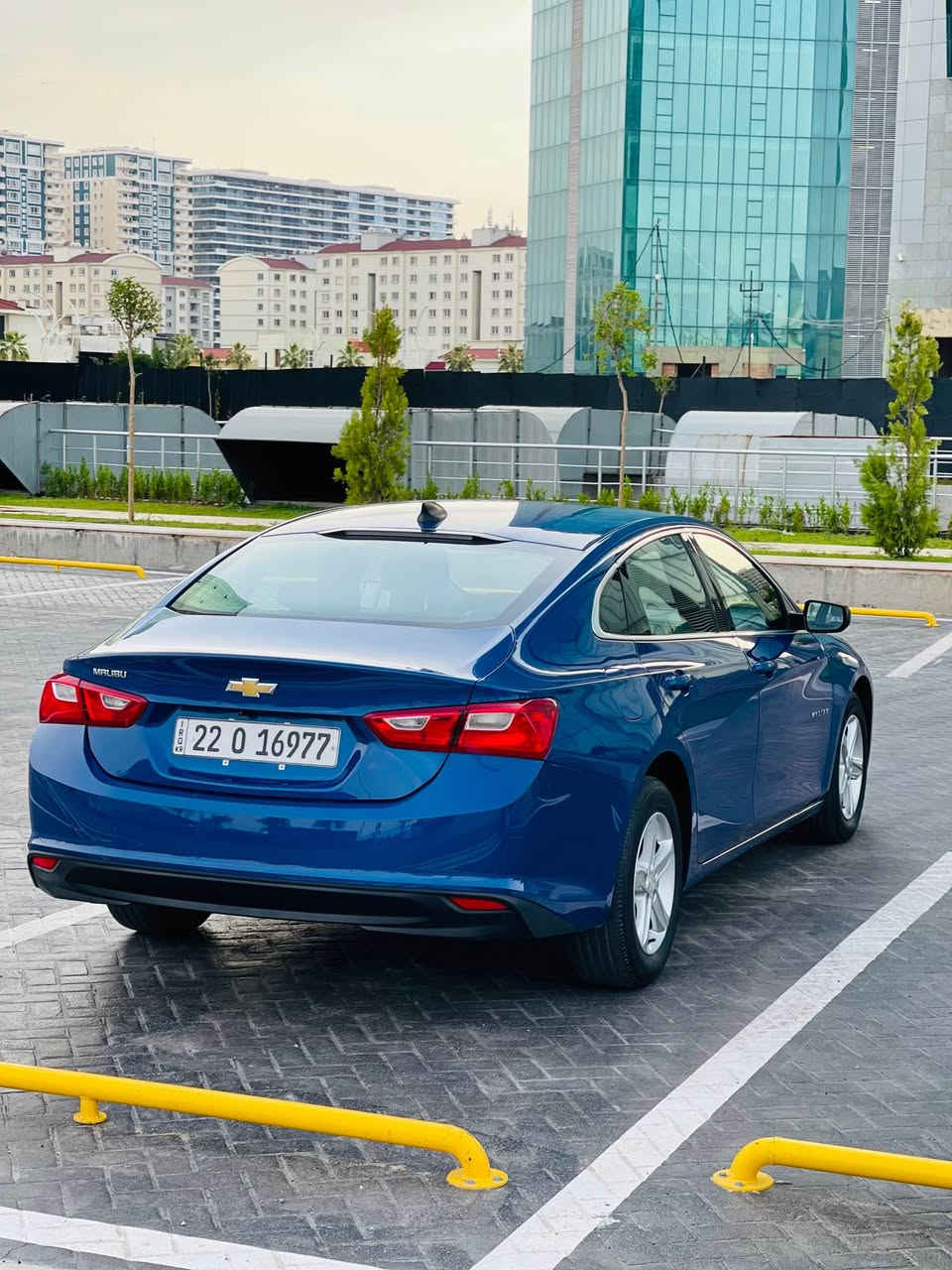 ماليبو 2023 LS 
لون حبري
مواصفات
بصمه
ابواب بصمه
شاشه جبير
كامره
رادار امامي
رادار جانبي
تشغيل عن بعد
Car play
سياره بنيد + جملغ صبغ
سياره مرقمه جاهزه
سياره جاهزه بشرط بدون نواقص
مكان سياره اربيل
سعرها 106 بيها مجال بسيط للطيبين
للاتصال او واتساب*********** أربيل, العراق
