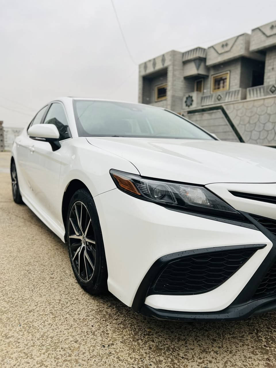 كامريSE  وارد أمريكي فول موديل ٢٠٢٣
السياره فور ويل
فول مواصفات فتحه
كشنات جلد 
كشنات تحكم بريك بصمه 
لدات امامي وخلفي وبجم زينون بلادي
سياره حلوه وجديده حيل 
ماشيه42 ميل 
السعر 220 
للاستفسار الاتصال***********.                  المرفقات الصور  وسونار/ الضرر كلش خفيف رقم الشاصي بل صور / العنوان الموصل القياره الجدعه /السنويه بسمي تحويل  ثاني يوم
