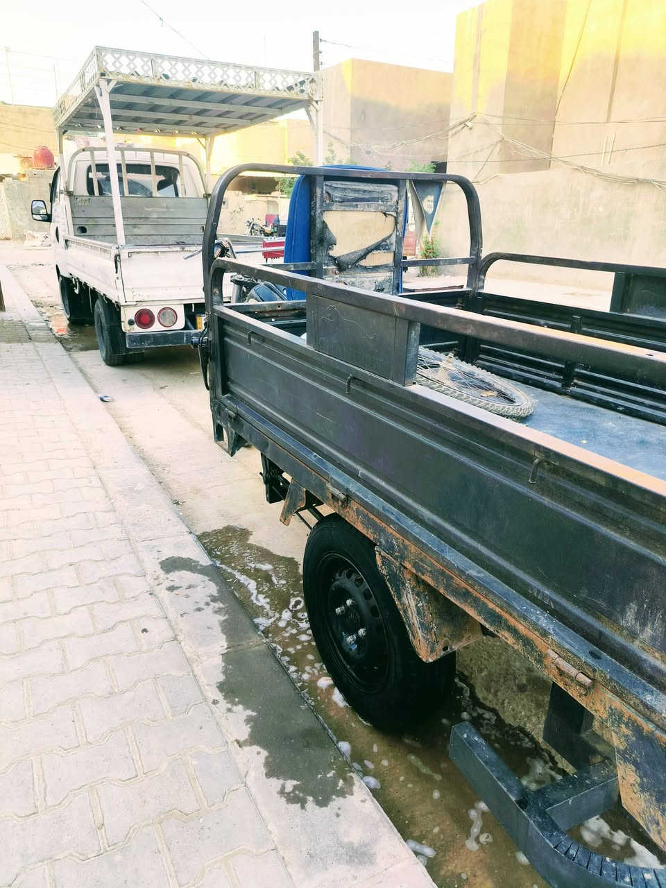 السلام عليكم ستوته جمره للبيع كلك كفاله عامه محرك 26 جديد بعد على دهن الشركه شاصي مقفول نقره سلف العنوان نجف حي الميلاد السعر 900 وبيها مجال للشراي ***********
