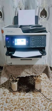 طابعة ابسون 5710 للبيع شرط الشغل استفسار واتساب 07507969019