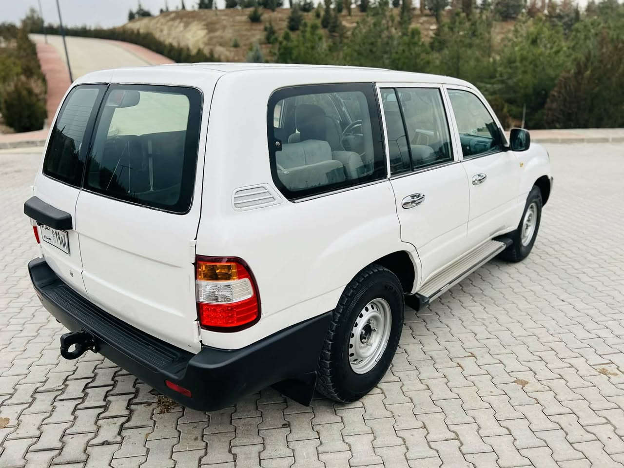 مؤ نيكا 2004.              97$           ***********.                                    نمو نه ى هه مو عيرا ق تؤ ما تيك داشبل به رز سه يا ره كه وه سفى نا ويت يه ك دؤلا ريك مه سره ف ١ كه لا ببره مزا هيده يه كتا بى ره قه مى كه را وه ته وه به شه رتى ره قه م وه ما له به نا وى خؤما نه سه يا ره هه مو عيرا قى بئ بكه رئ يا نى حوره بيشو بشتى كه بسه هيج ده حمى نيه فرنه له سه ر جما لى سه يا ره كيرو مه كينه عه كسلى ده بل عه كسلى به شه رته ده قى شه ريمه ما لى دؤ سته شو ين سليما نى
