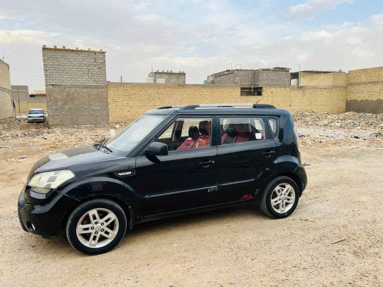 سلام عليكم للبيع كيه صول موديل 2012 خليجي رقم اربيل تحويل مباشر مكينه 2000دوش تبريد ثلج سياره خير من الله مابيهه كل نقص سياره مكفوله بيهه صبغ بلهلال مال جاملغ خلفي بدون ضررسياره  مكفوله من الضربة مكان السياره بغداد السعر 68$الاستفسار ***********
