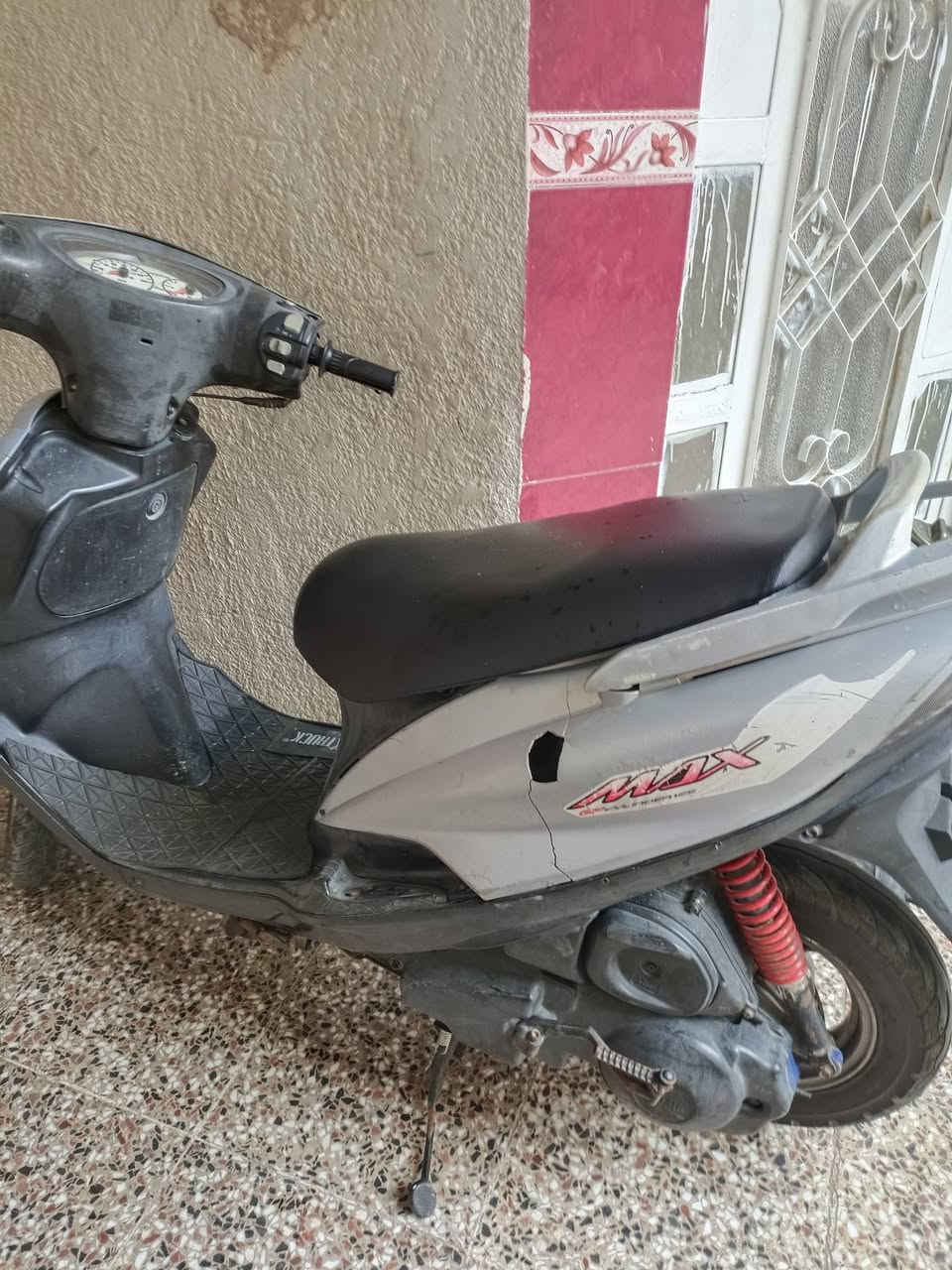 السلام عليكم دراجه سكنس للبيع سعره 400
وبيها مجال مكانه بغداد الحريه‏‪0771 557 5403‬‏
