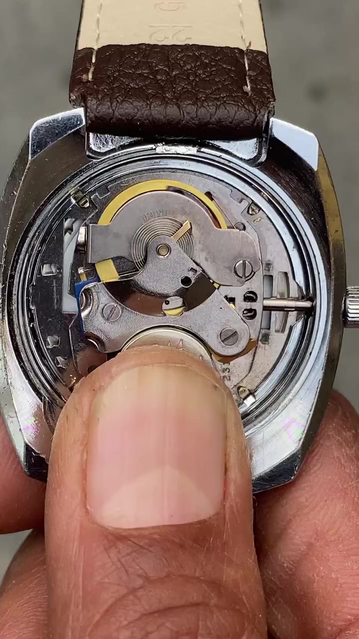 تايمكس الكترك الكهرباىي انتاج الستينات قطر 40 نظافه عاليه مختوم داخل القبق بريطانيا الاعظمى قياس السير 22 بغداد ***********
