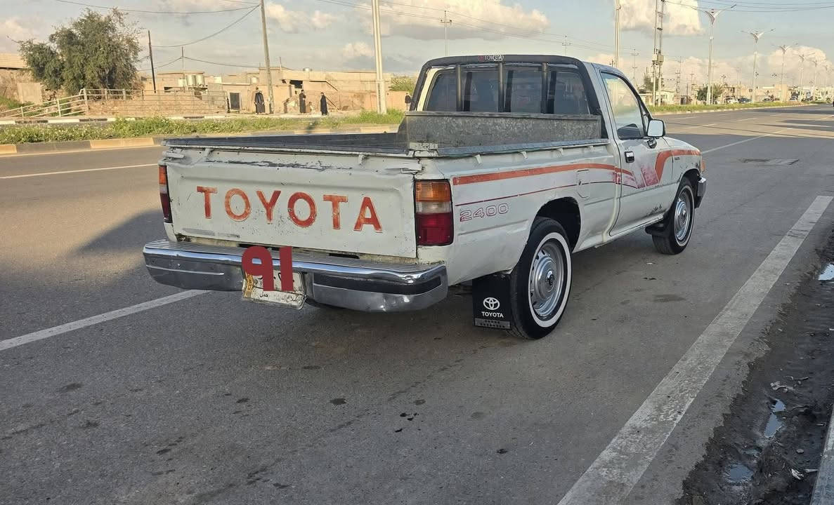 بيكم ٩١ رقم صلاح الدين مشروع وطني محرك كير صدر تاير كهربائيات كل شرط بدون صبغ وضع شركه جاملغ واحد صبغ شاصي اكسل كله شرط كروسيده للبيع السعر ٥٠ بيها مجال مكان السياره كركوك غير متواجد عل فيس اتصل على ***********
