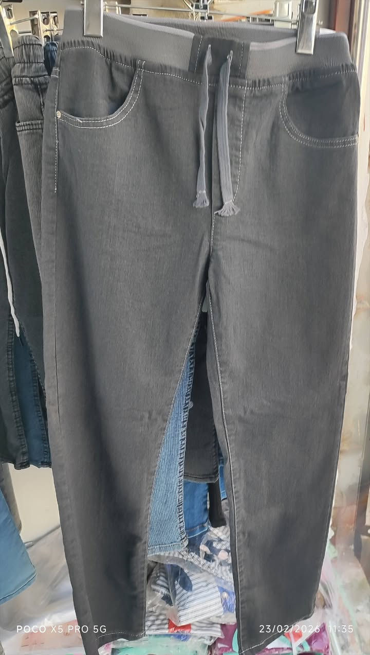 اهلا وسهلا بكم في ازياء روما 
بناطير ولادي خامه درجه اولى تركي بي قياسات والوان واشكال مختلفه انسب الاسعار بيه قياسات من 1سنه إلى 16سنه زورونا في محلنا
 عنوان حله شارع كراغول مقابيل  مول اهل الخير نادر 
او مراسله الصفحه او واتساب***********
