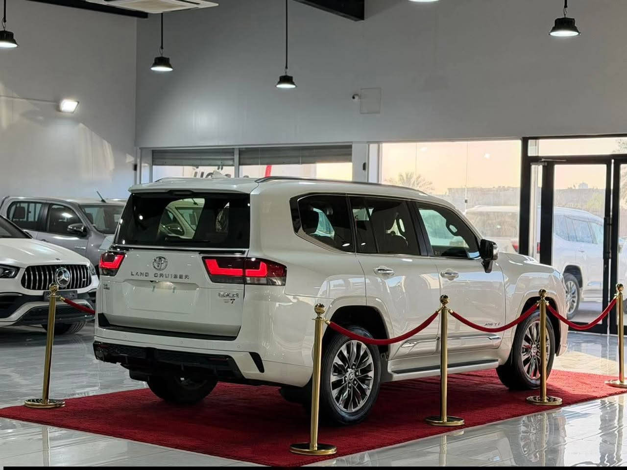 بسم الله ماشاء الله 
TOYOTA - LAND CRUISER
TWIN _ TURBO      /    G.X.R 
الموديل :  2025
الفئة :  GXR 
عداد : 15.000 KM
اللون : أبيض 🔥🔥🔥
مواصفات : فل الفل  ✔️
كما موضح بالصور 
_التواصل ماسنجر
السعر 50 الف دولار يعني 500 ورقه + الشحن من الامارات للعراق 
التواصل ماسنجر الظفرة, أبوظبي


**إذا كنت صاحب هذا الإعلان وتريد حذفه لأي سبب، رجاءا أرسل رسالة إلى الدعم الفني**