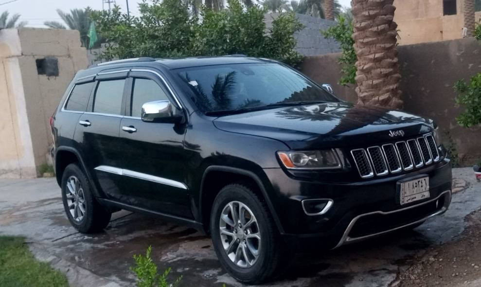 جيب كراند شيروكي وارد امريكي لمتد فول مواصفات 1/1
موديل  2016 رقم بابل محرك 6 سلندر 3600
المواصفات : 
بصمة 
فتحة سقف 
تشغيل عن بعد 
شفتات ستيرن 
كير ماوس تحكم  وضعيات قيادة
كامره خلفية دوارة
إطفاء ذاتي اثناء التوقف 
حساسات خلفية 
جنطة كهربائية
تحكم مري
شاشة كبيرة
تدفئة بدركة الستيرن والكشنات
كشنات تحكم كهربائي جهة السائق وعكس السائق
كشنات جلد 
كروز مثبت سرعه
سنوية باسمي تحويل  مباشر
حادثها كرد صفحه عكس السايق بدون دواخل وبيها جاملغ جهة السايق صبغ اثر جراد السونار مرفق مع الصور 
مكان السيارة بابل المشروع 
السعر : 168$ وبيها مجال بسيط
رقم الموبايل:  / ***********
