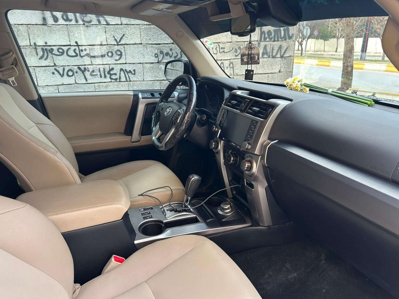 السلام عليكم
موديل 2023
TOYOTA  4RUNNER SR5 Preniuim✍️
~ تويوتا فور رنر
~ وارد أمريكا
~ محرك 6 سلندر  / V6
~ فئة SR5 Prenium
~سيارة جملغ و باب مبدل بلادي بدون صبغ
~ ايرباك سترن و برده رجعت بيلادي
~موصفات 1/1
~ بصمة
~ فتحة ( سيلايت )
~ فور ويل ( 4*4 )
~ شاشة كبير  كاميرة دوار
~ ستيرن هيترة
~ كاميرة خلفية
~ داخلية اصفر
~ رادار أمامي و جانبية
~ كشن أمامي كهربائية
~ كشن جلد هيتر
~ لايتات عدسة زينونة
~تحديد سرعة
~ ويلات TRD بلادي
~ حجم تايرات 17
~ سبعة راكب ( ثلاث مقاعد)
~ ماشي 34 الف ميل
~سيارة مرقم اربيل جاهز تحويل نفص يوم
~ رقم شانسي موجود للمنشور
~ سعر  ( 295 )💰ورقة دولار بيها مجال 🤏
~ مكان عقرة
رقم تلفون و واتساب ☎️
***********
