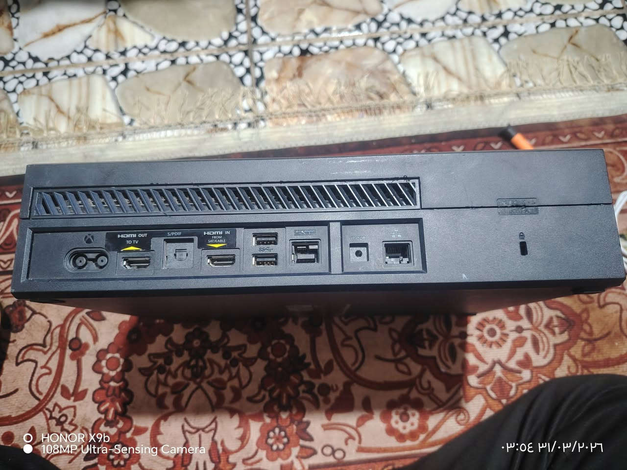 سـلام عـلـيـكـم
 أكـس بـوكـس للبيع / للمراوس 
بـ بـلـي فـور فـات اولايـن 
..................... 
الـجـهـاز كـامـل مـلـحـقـاتـه
١ . جوسـتـك 1 _ الاصـلـي
٢ . وايـر اج دي 
٣ . وايـر تـشـغـيـل / مـحـولـه
٤ . قـرص : gta5  
٥ . وايـر شـحـن الـجـوسـتـك
٦ . UBS 850 واط
.....  
#مـلاحـضـه_الـجـهـاز_جـان_مـتـروك 
.....  
#سعر_قفل_نهايه_150
#توصيل_ما_عندي 
تواصل فقط واتساب 
مـكـانـي ( بـغـداد . الـمـشـتـل ) 
هـ ***********
