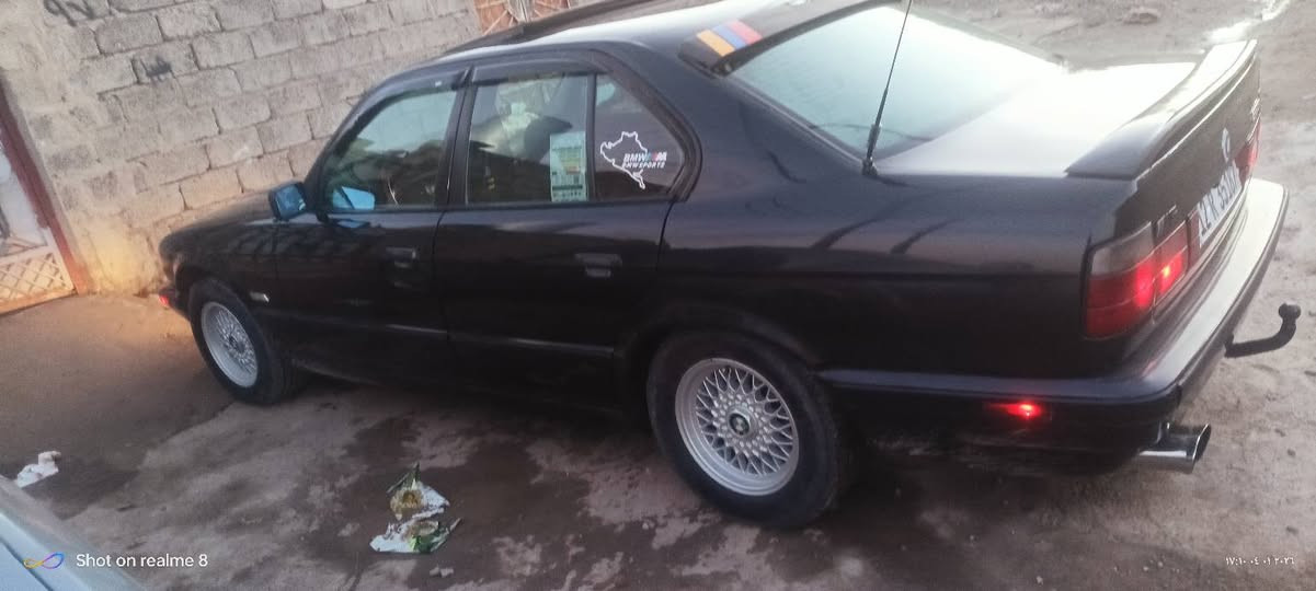 السلام عليكم بي ام 525 صبغ جماليه بدون ضرر سلايت كهرباء جامات كهرب سياره شرط تحويل كربون بنزين مكينه كير شرط العنوان حي التنك يم الصوره السعر 75 يرحم والديك لا تراسلني خاص ارقام موجوده  ***********////***********
