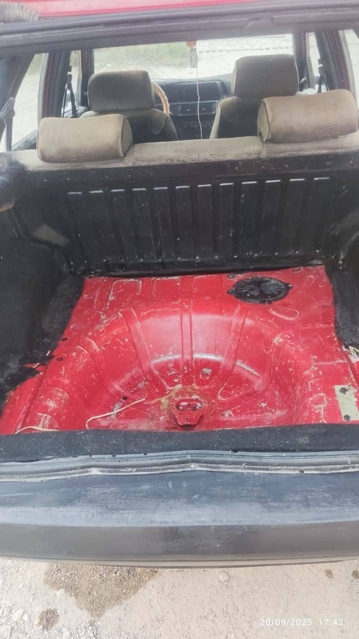 فيات موديل 91 كابون بانزين بيها شرط الوكاله والتحويل رقمها فحص محرك بي نفخ كير عادي شرط جامات كهرب سعرها 15 بيها مجال مكاني موصل استفسار خاص او ***********
