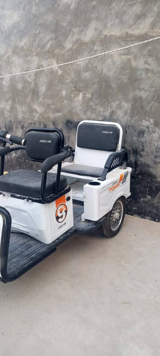 السلام عليكم دراجه كهربائية شحن
نقص بس بطاريات

الاستخدام اقل من شهر وانتركت

العنوان قضاء ابي الخصيب السعر 600 وبيها مجال للشراي 
لحد يكسر بسعرها كلش خلي سعر معقول لان مشتريها بمليون ونص كلش خاسر بيها وما اظن تحصل هيج سعر 
للتوصل واتساب

***********
