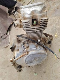 دراجة إيرانية • المكينة شغالة • بدون تبخير