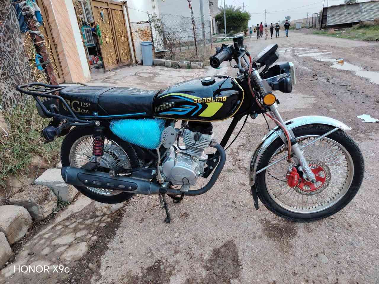 السلام عليكم تايكر البيع مديل 26 اوراق كامله مكفوله من الشخط اي نقص مابيها مكاني ديالى ناحيه السلام الاستفسار ***********سعر 725اوبيها مجال الطيبين
