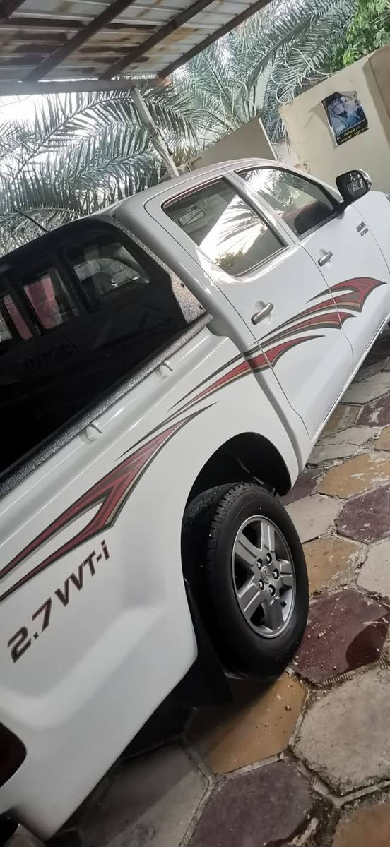 تويوتا هايلوكس 2014 الساير كويتي شاصي19 اوتماتيك السياره جاهزه من كلشي بالكارتون سياره مامتعوبه ع ايدي رقم باسمي السياره جاهزه ع اخر حبايه مابيه اي نقص  الاستفسار    ***********
