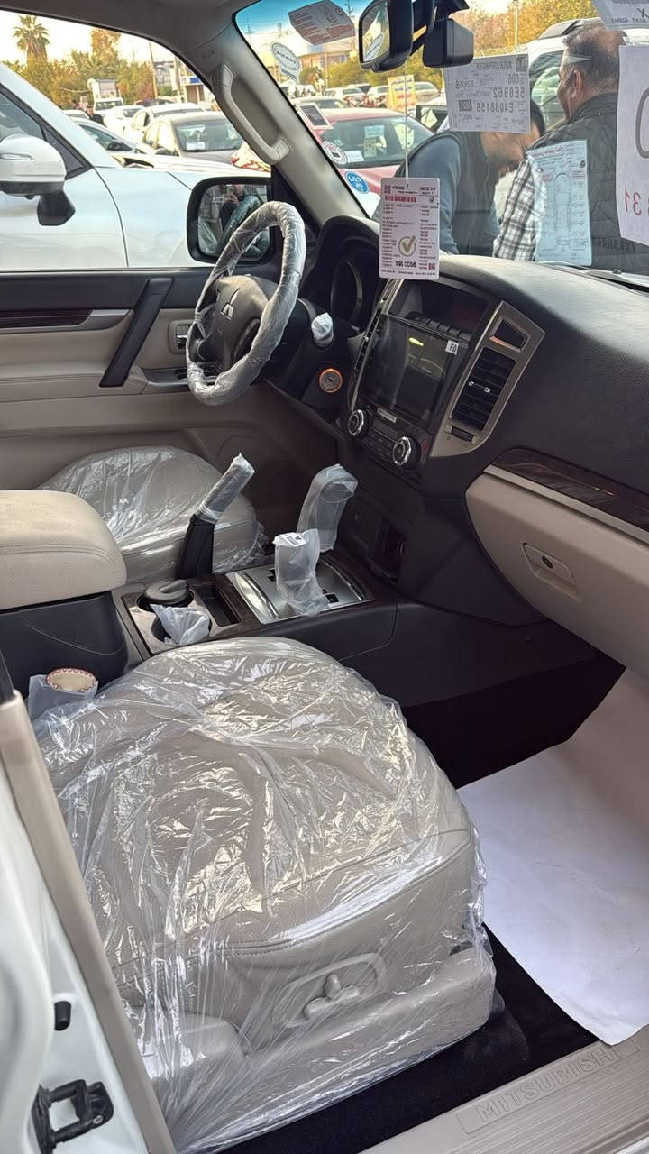 السلام عليكم من رخصه الادمن
الجديد اخو الزيرو كفالة عامة رصعات شخوط بارد تكحيل زيروووو  سويج ثاني ممستعمل ماشية 58 الف شرط الفحص رقم اربيل  شكد متصور جديدة مكانها النجف تحويل فقط وكالة مااسوي محرك 3800 علامة ذهبية مواصفات الحبتور 2020 معروفة السعر 260$ وبي مجال بسيط***********
