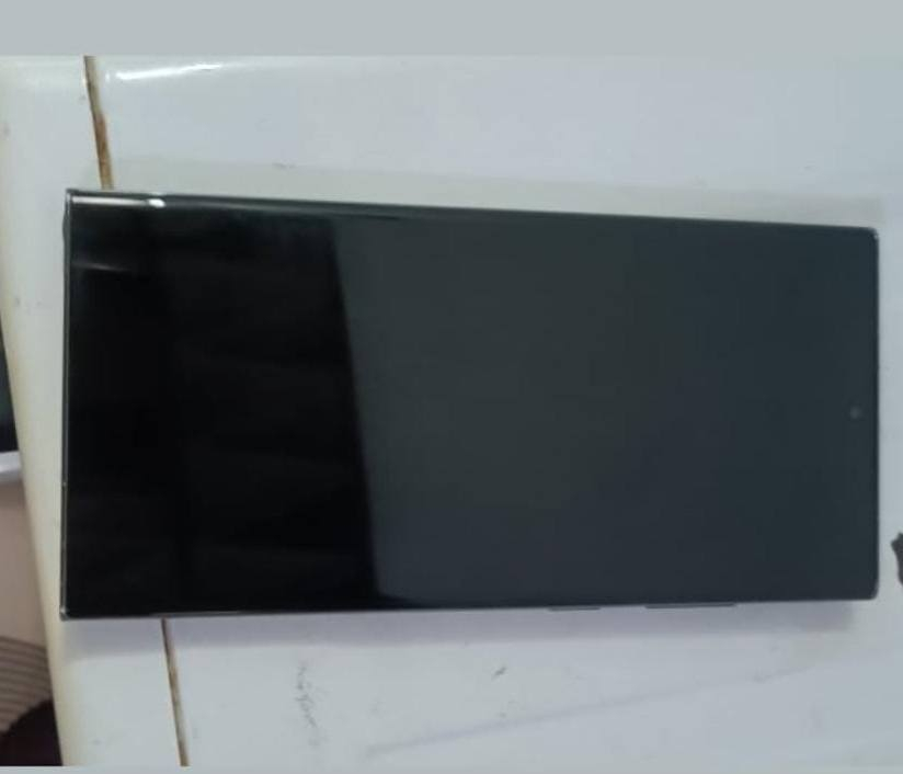 S23 الترا
ياباني ذاكره 256 نضيف مكفول من كلشي بي بس شخط مال لمس  بالشاشة  موضح بال صوره  خفيف ما ماثر

السعر 580وبي مجال مستعجل عليه
مكاني بغداد عامريه  للتواصل *********** وبي واتساب  الموشراي لا يتصل❤️
