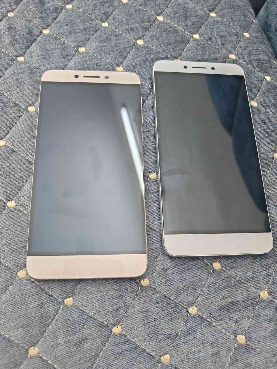 اثنينهم ٦٠ الف وتوصيل ٥ اذا تريد تعامل اعبر المنشور اترجاك للحجز موبايل ***********
