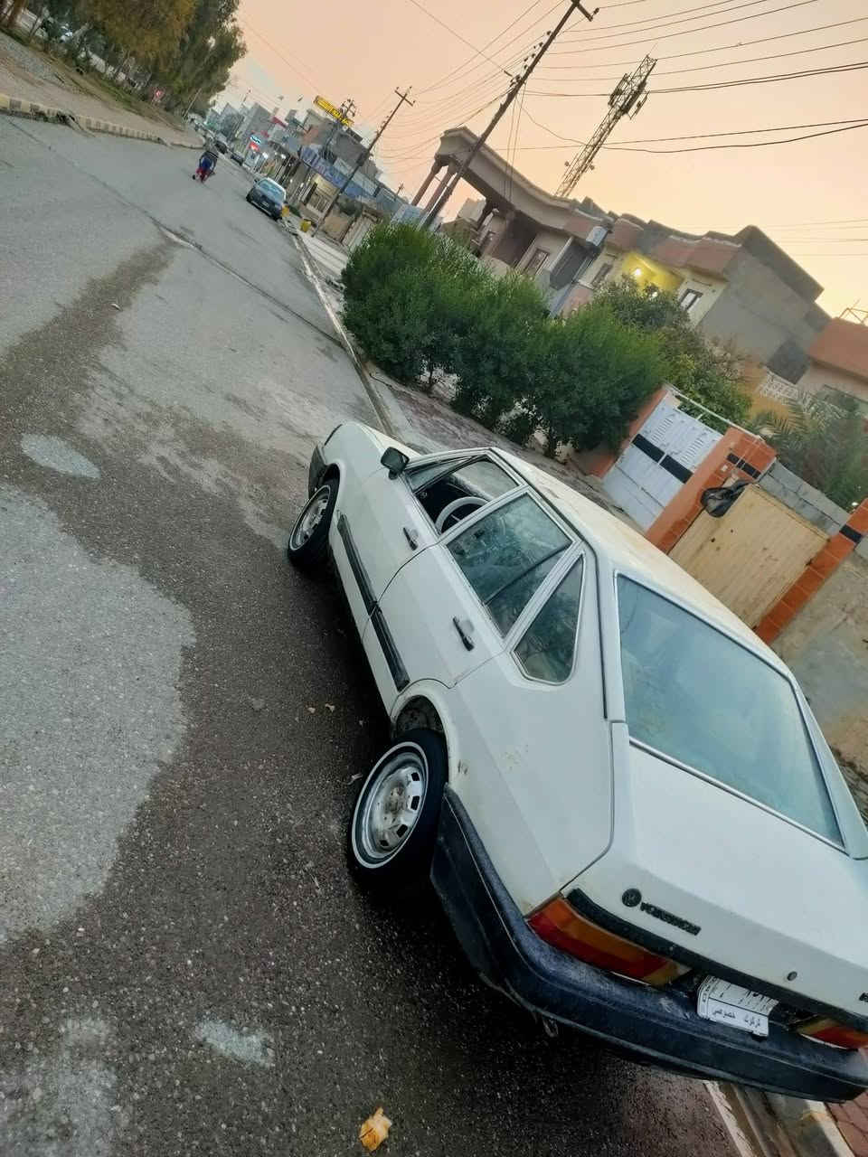 السلام عليكم برازيلي للبيع مشروع وطني سنويه عاج سياره جاهزه كركوك السعر 15 وبيها مجل للطيبين للطيبين كير محرك بالشرط تاير  تخم جديد سياره كدام العين كهربائيات شغاله مراوس يرهم حسب القناعه ***********
