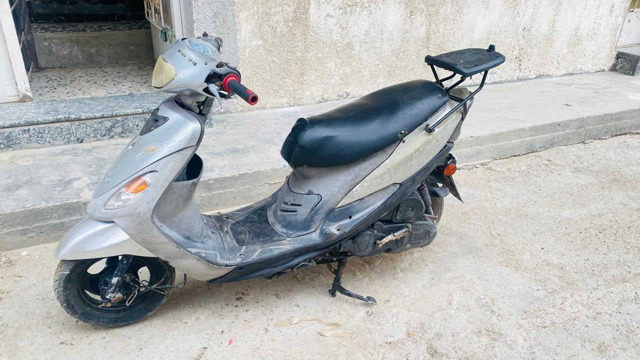 ماكس منغولي للبيع سلف شغال   كفرات بلاديه السعر 400 بغداد البلديات 
***********
