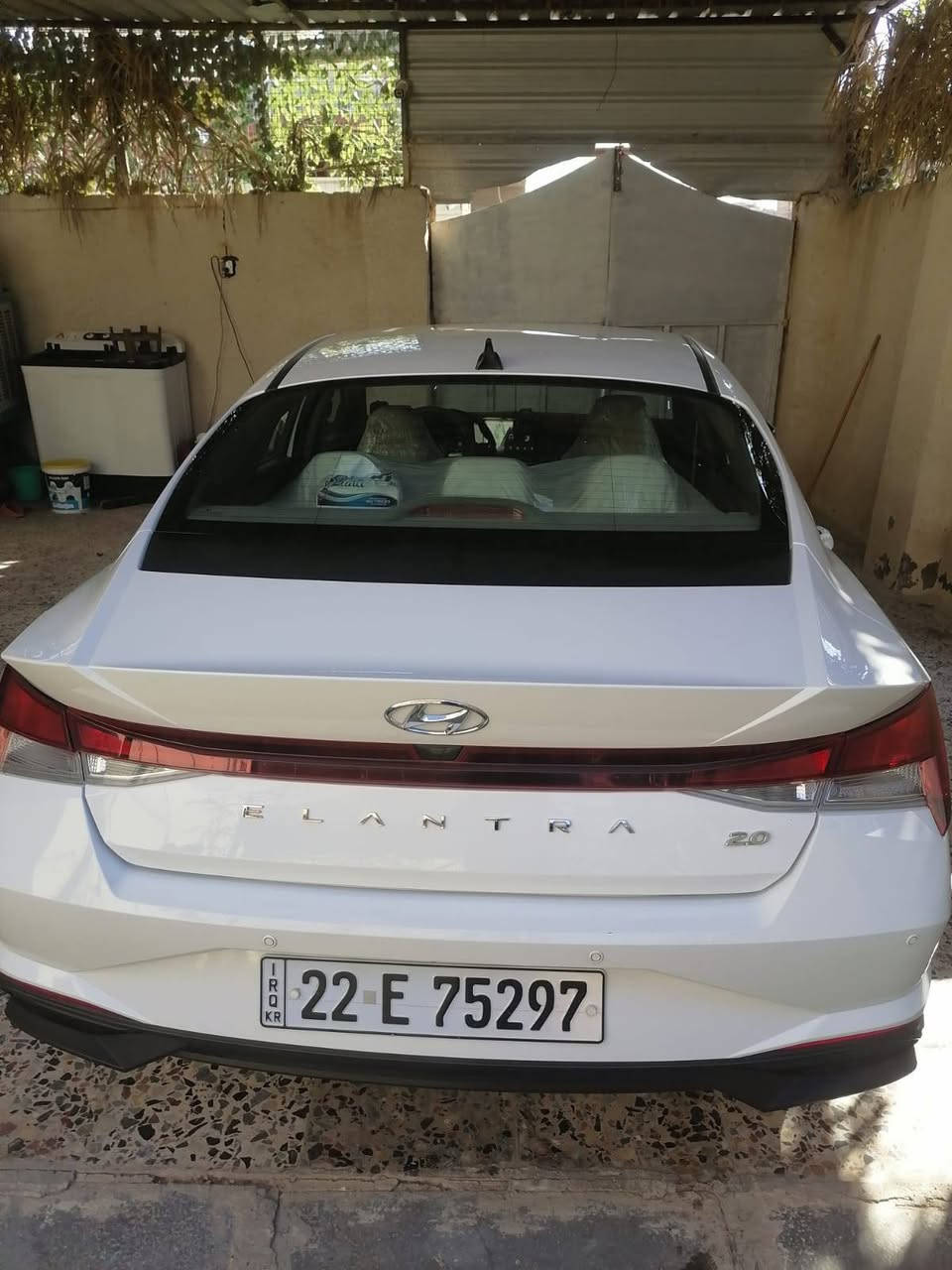 السلام عليكم اخوان اني مكلف بالنشر هونداي النترا للبيع موديل ٢٠٢٢ وارد خليجي أبيض اللون محرك ١٦٠٠ مكفولة بيهه بس مكانات مصلح بارد ما مبين مواصفاته بس شاشه وتحكم رقم أربيل بأسمي تريد تحويل أو وكاله السعر 155$وبيهه مجال للشراي مكانهه بغداد الرصافة للتواصل على الرقم ***********.
