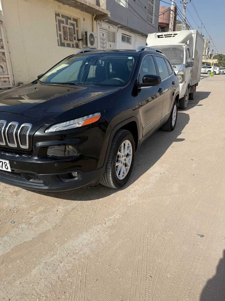 جيب بزون 2017
 فول مواصفات واحد ع واحد
 
حادثه جاملغ سرقة وبنيد صبغ بدون فتح ..

محرك 2400 شرط كفاله 

كير مكفول 

حداديه كفاله ..تبريد ثلج ..

مكاني نجف حي ابو طالب 

السعر 102 وبيه مجال 

*********** النجف, العراق
