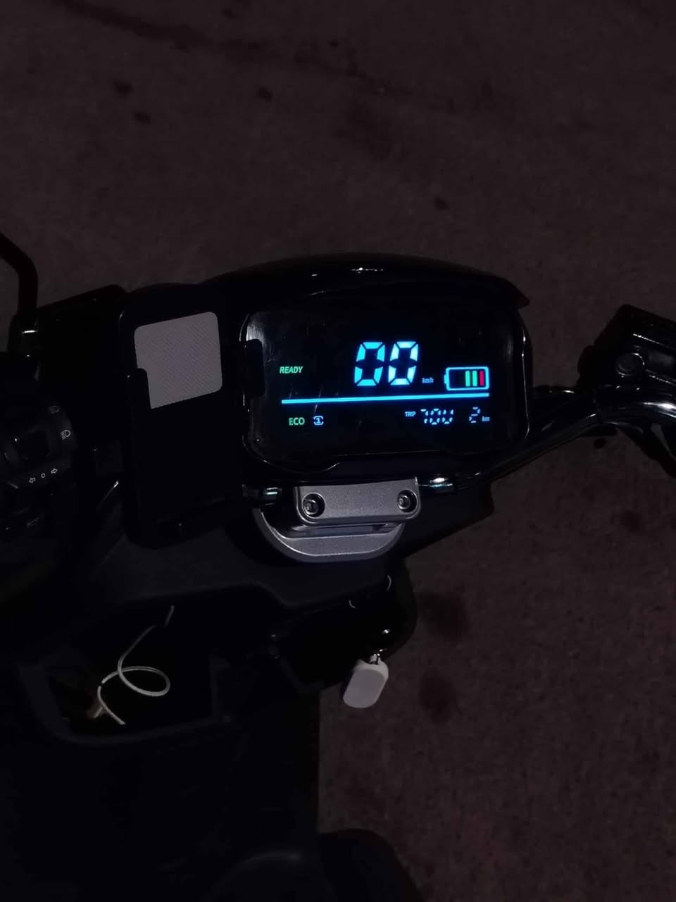 السلام عليكم

دراجه شحن
نوعR12
6بطاريات دبل
سرعه حقيقي75
50kبالشحنه الوحده
دبل اشاره
عالي
ناصي
بصمه وسويجين وياه

مكاني كوت واسط
الخاجيه
للاستفسار
***********

السعر550
