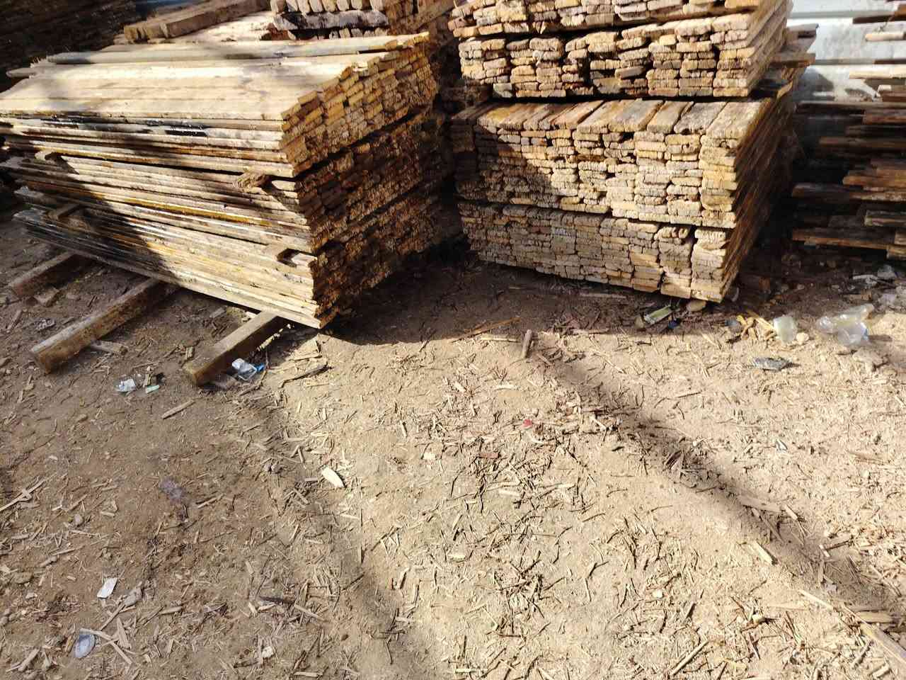 قالب خشب للبيع روسي تارس العدد 21 مكعب مكاني الحله المركز *********** وابيع نص القالب،،
