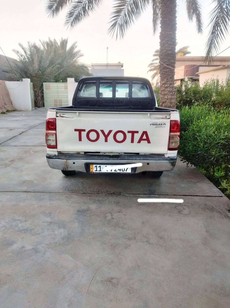 السلام عليكم
سياره تويوتا هايلوكس موديل 2007
شاصي ١٩
رقم بغداد جديد  بسمي السياره تحويل ثاني يوم

الاتصال  ***********
