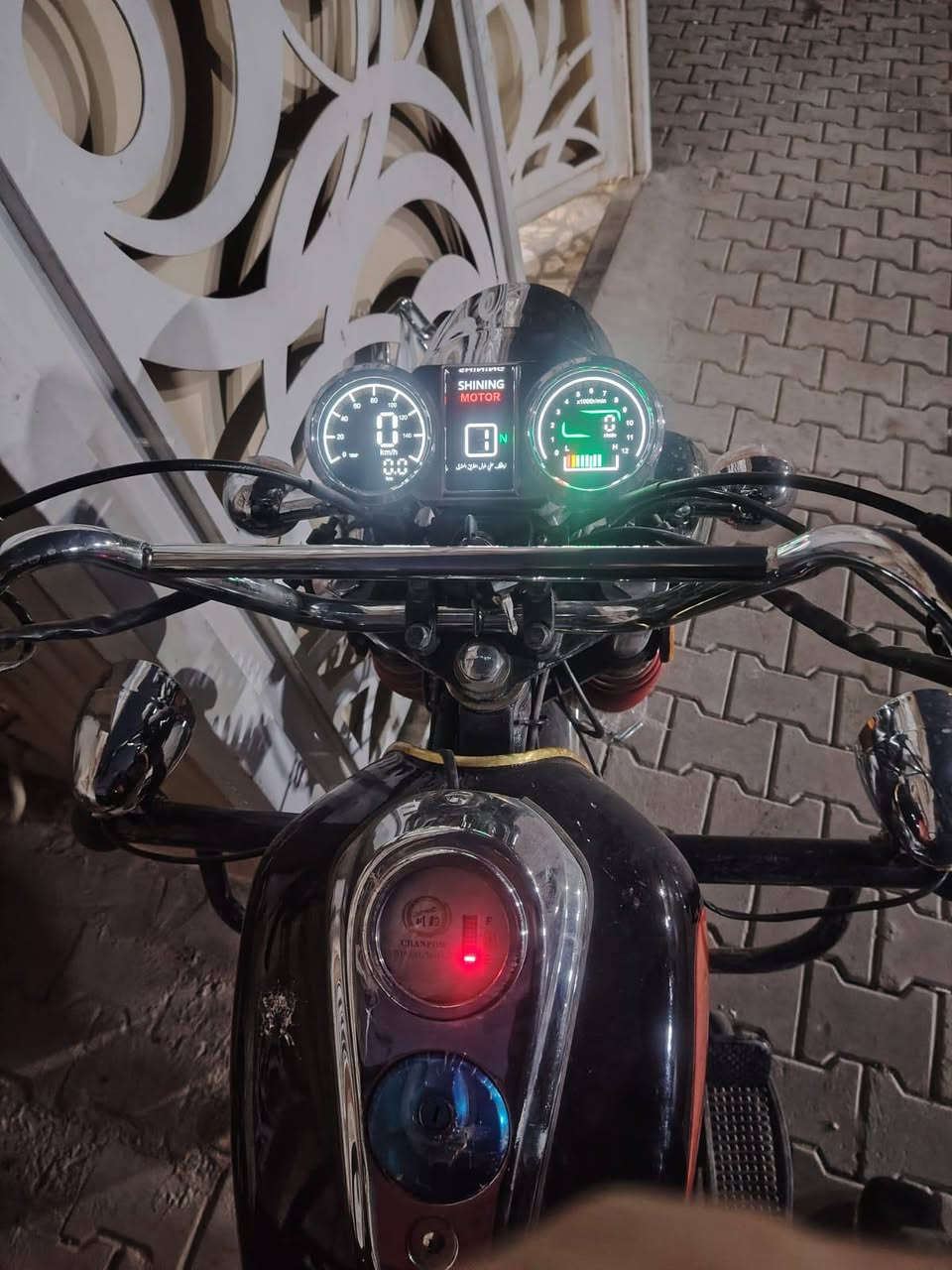 ستوته جمره للبيع 2023 زيرو مستخدمه سبوع فقط محرك 200
مكاني نجف سعر مليونين و700 وبيه مجال بسيط لشراي 
***********
