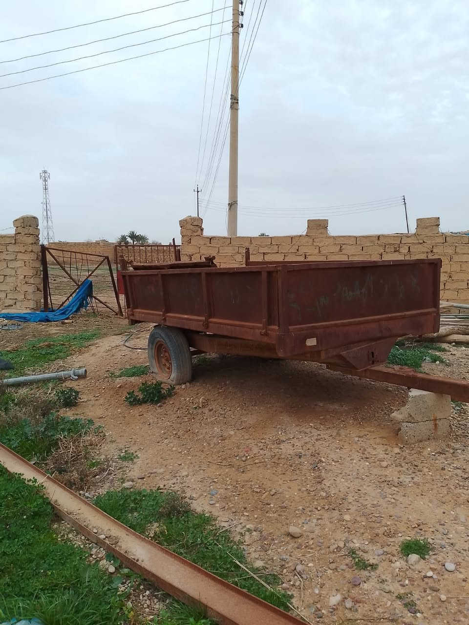 السلام عليكم للبيع عربانه مال تنكتر  ‭
‭٠٧٧١ ٠٠٣ ٢٧٦٠‬ طارق
