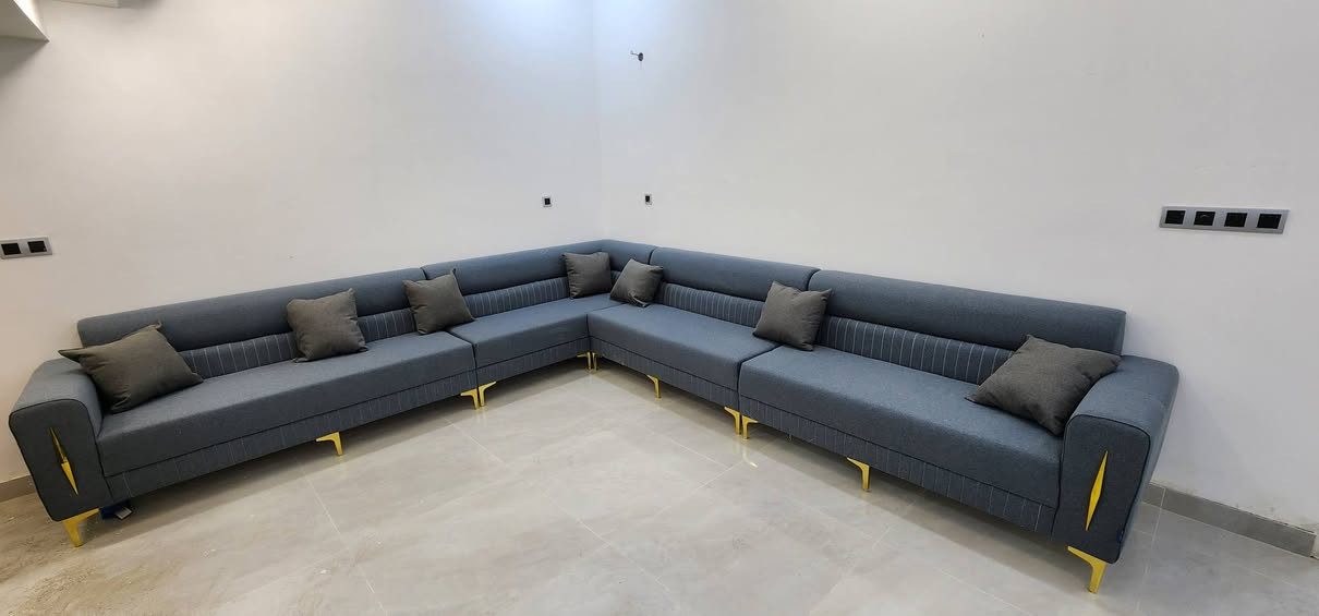 اللهم صلي عل محمد وال محمد 
تم تجهيز تخم  ديوان الئ احد زبائننا الكرام 
عمل درجه اولئ
الهيكل بلوك 18 ملم
الخشب روسي
الاسفنج مميز اول 
10 سم
مغطاه بطبقه بولستر طبي
الرجل حديد 
ضمان العمل خمس سنوات
انتاج معمل ومنزليات الكرار
باداره كرار كاطع
***********
