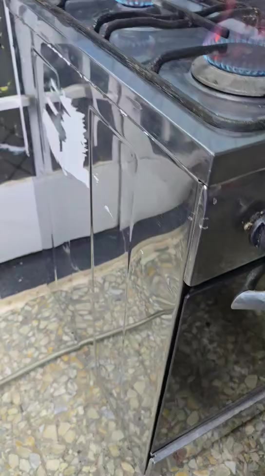 السلام عليكم طباخ فريش جانبو شغال او نضيف السعر 140 بي مجال العنوان الحبيبيه شارع السجه الشراي يتصل او واتساب 
***********
