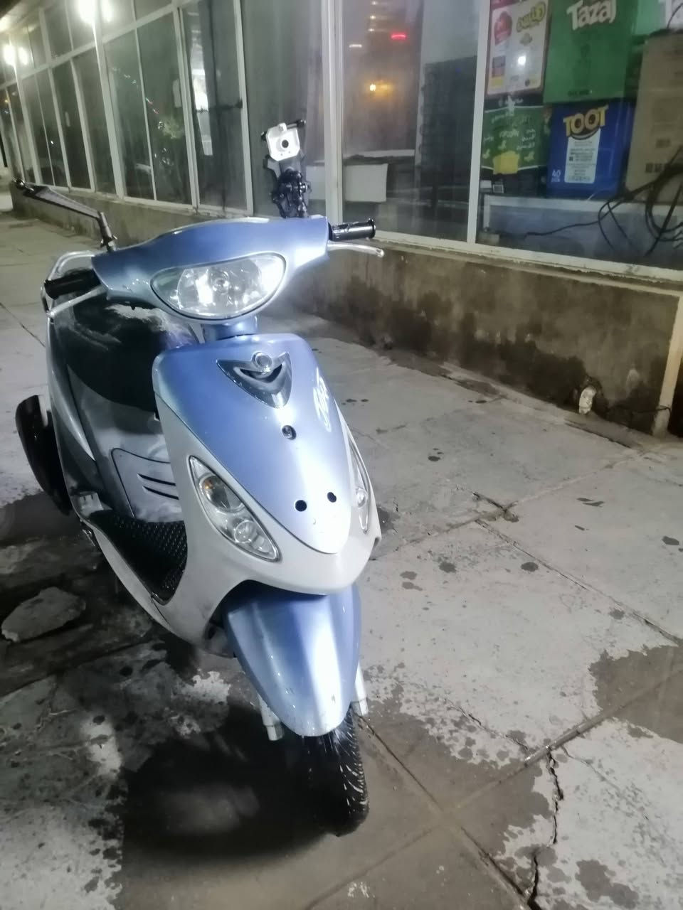 للبيع ماكس منغولي دراجه كفاله عامه مكينه كفر دراجه مفوله معدل نهضه دراجه ختم واحد تعال وافحص وين ماتريد افحص بانزين كله محسن صار شهرين من ماخذهه درجه حتى ماطلع بيه واني عندي شغل مرات اروح بيه لشغل دراجه كفاله عامه من كلشي هندر سلف دراجه احله من صوره مكان دوانيه دغاره رقمي ***********
  ملاحظه مامتواجد على واتساب لحد يخابرني على واتساب
