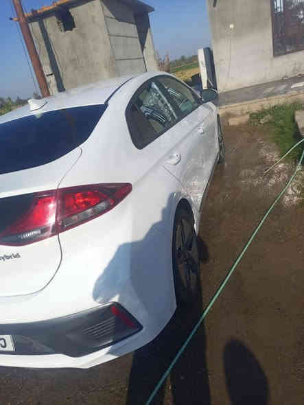 سلام عليكم ايونك مديل 2022 سياره خليجيه فول مواصفات عده الفتحه مكفوله كفاله عامه مكينه 1600 خطين كهرباء بنزين السياره خير من الله السعر 133وبيه مجال مكان بغداد الرقم *********** ‏‪***********‬‏
