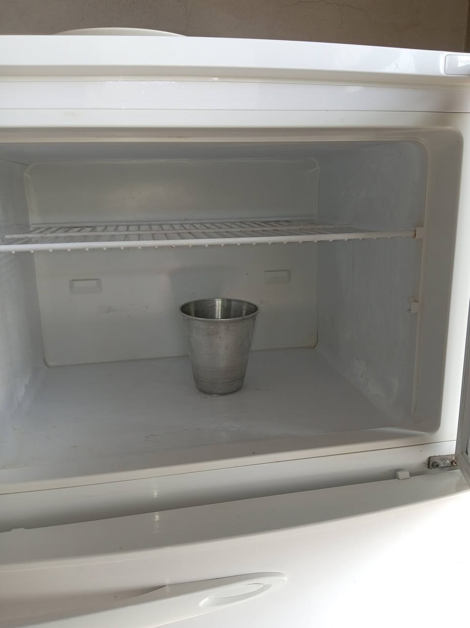 ثلاجه لل بيع اسعر125 العنوان شهربان


**إذا كنت صاحب هذا الإعلان وتريد حذفه لأي سبب، رجاءا أرسل رسالة إلى الدعم الفني**