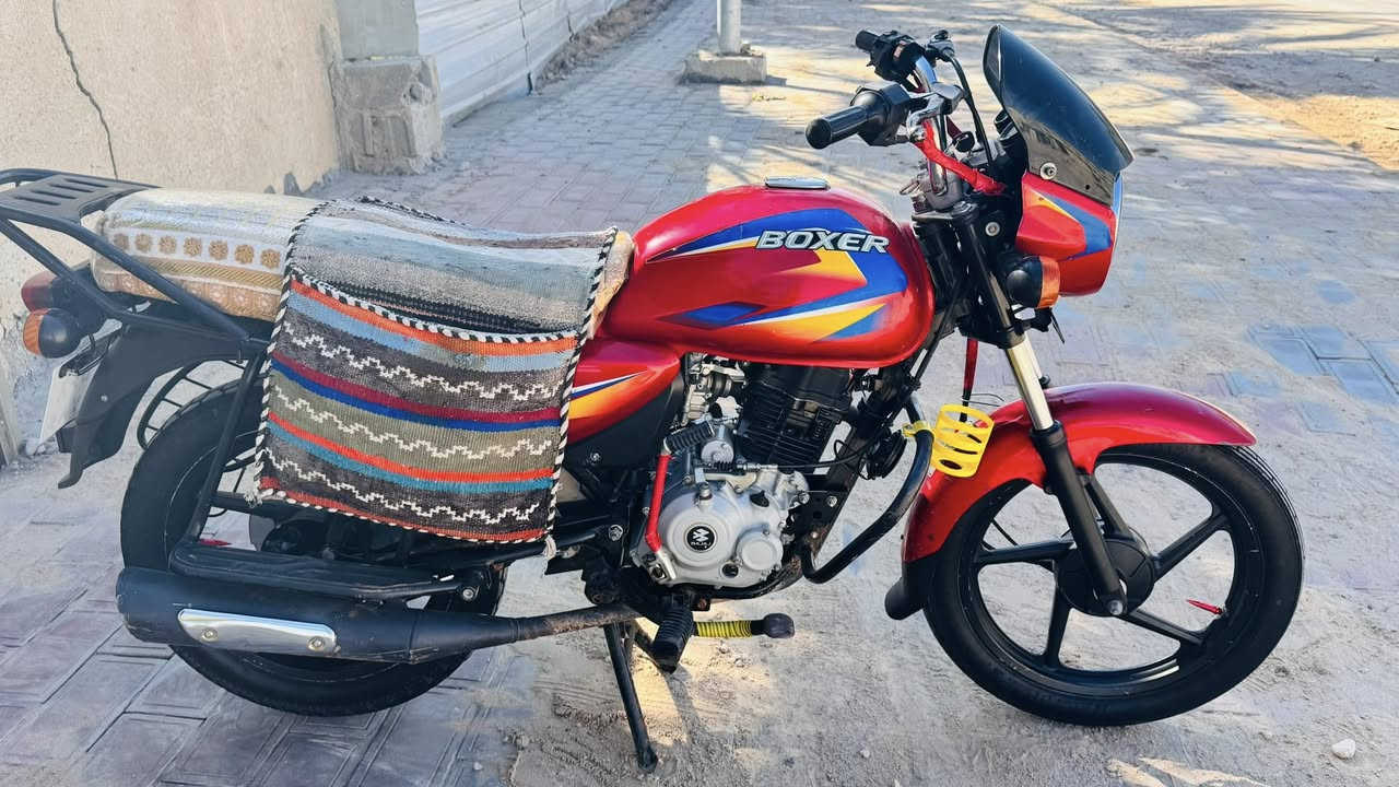 من رخصة اعضاء الكروب تحياتي الكم 

بوكسر للبيع لون احمر اوراق اصولي 

موديل 20

الدراجه كفاله عامه 
ترهم مراوس  

هاتف ☎️ *********** 
كربلاء
