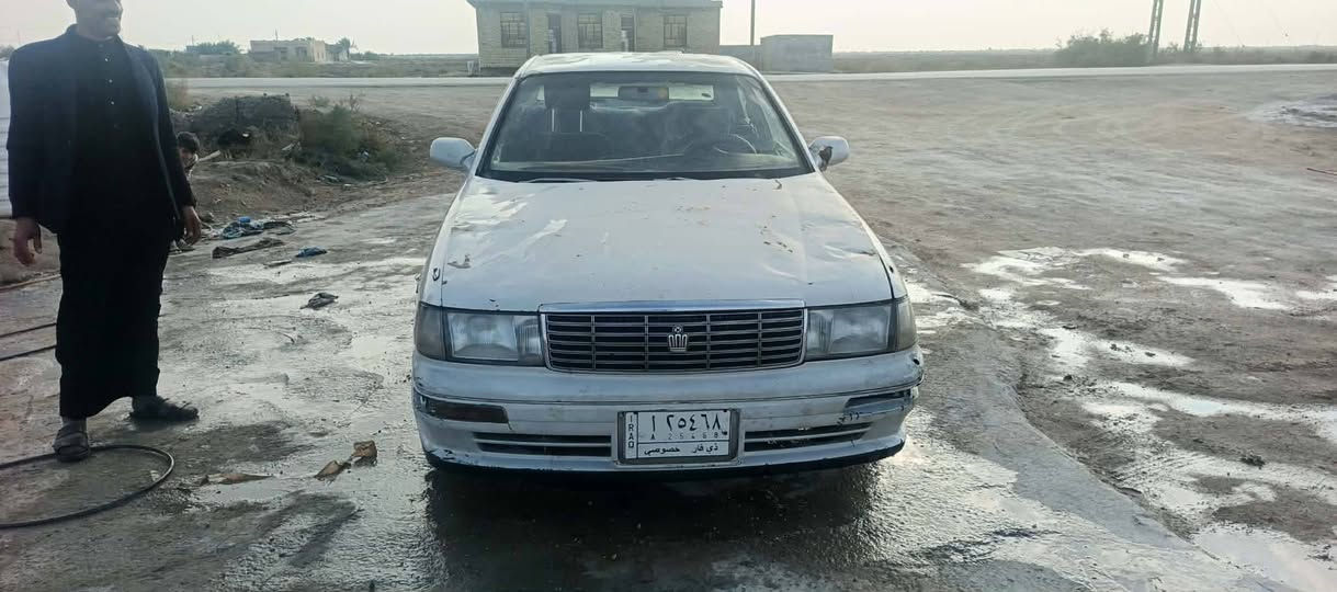 بطه منفصل لبيع موديل ٩٥ رقم ذيقار بسمي اصولي مكينه  ثنين ونص كير مكفولات لخشره شوفت  عينك بنيد طاير ومجع نفسه تبديل جاملق المامي جته سايق  حدايه صفر تايرات نص عمر  كهربايات نص شقال  سعر ٤٣ وبيه مجال  مكاني سماوه ال عبس   رقم  الهاتف ***********
***********
