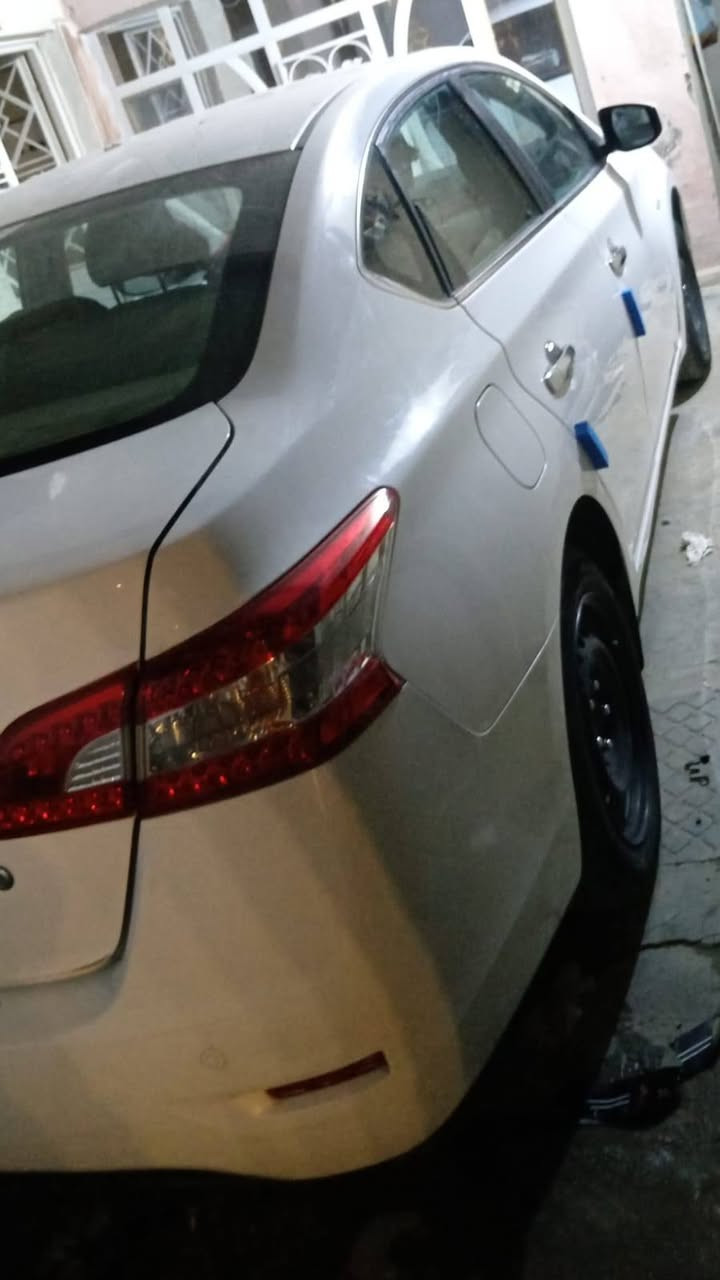 للبيع نيسان سنترا موديل 2019
وارد خليجي – محرك 1600
ماشية 108 ألف كم
نص فل – مال شركة
ما بيها حادث ولا صبغ

بيها رصعتين خفيفات بذيل الجاملغ الأمامي وباب السايق
وشخطة بطول شبر

التبريد قطعتين ثلج
كير ومحرك جديد

السعر 120 ورقة وبيها مجال بسيط
الاتصال: ***********
غير متواجد على الفيس
