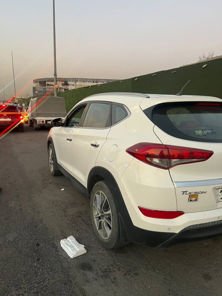 توسان للبيع٢٠١٨
توسان خليجي ٢٠١٨ للبيع بدون حادث بدون تبديل محرك وكير بلادي ما مفتوح رقم بغداد انگليزي ماشية ١٢١ الف صدر ودواخل  جديد بيها حالوب خفيف فقط .. السعر ١٦٠ وبيها مجال بسيط .. مكلف بالنشر الاتصال على الرقم ***********
