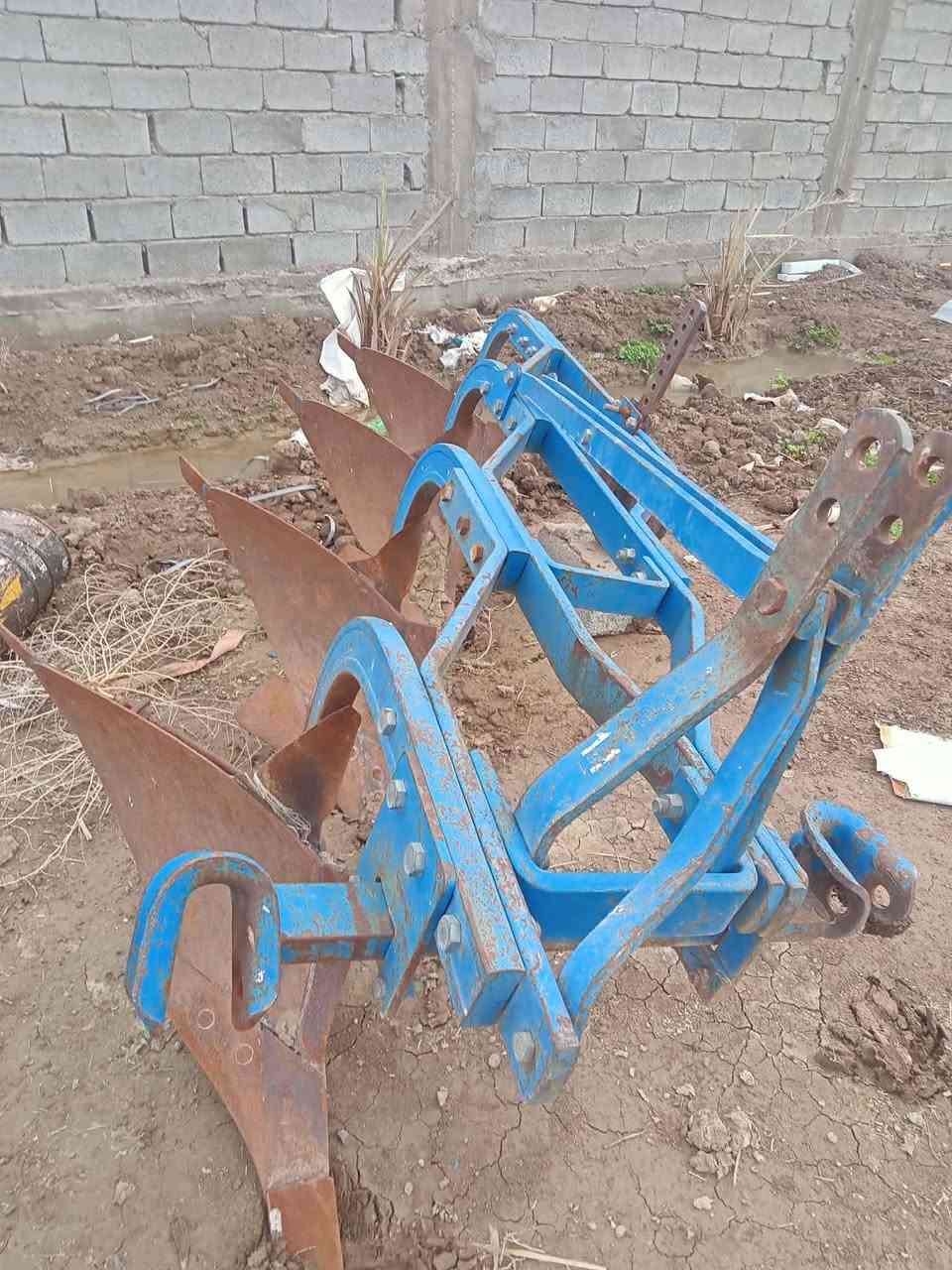 فدان تركي حجم ١٢ ابلير مكفول شغل  رباعي *********** بابل الحمزه الغربي الخميسيه        السعر ١٧٥٠
